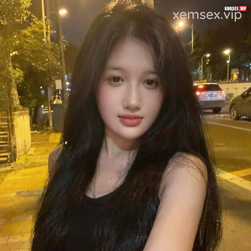 cac-to-tuot-quan-chich-em-rau-xinh-lon-mup-trong-phong-tro-full-clip-pic-hinh-04