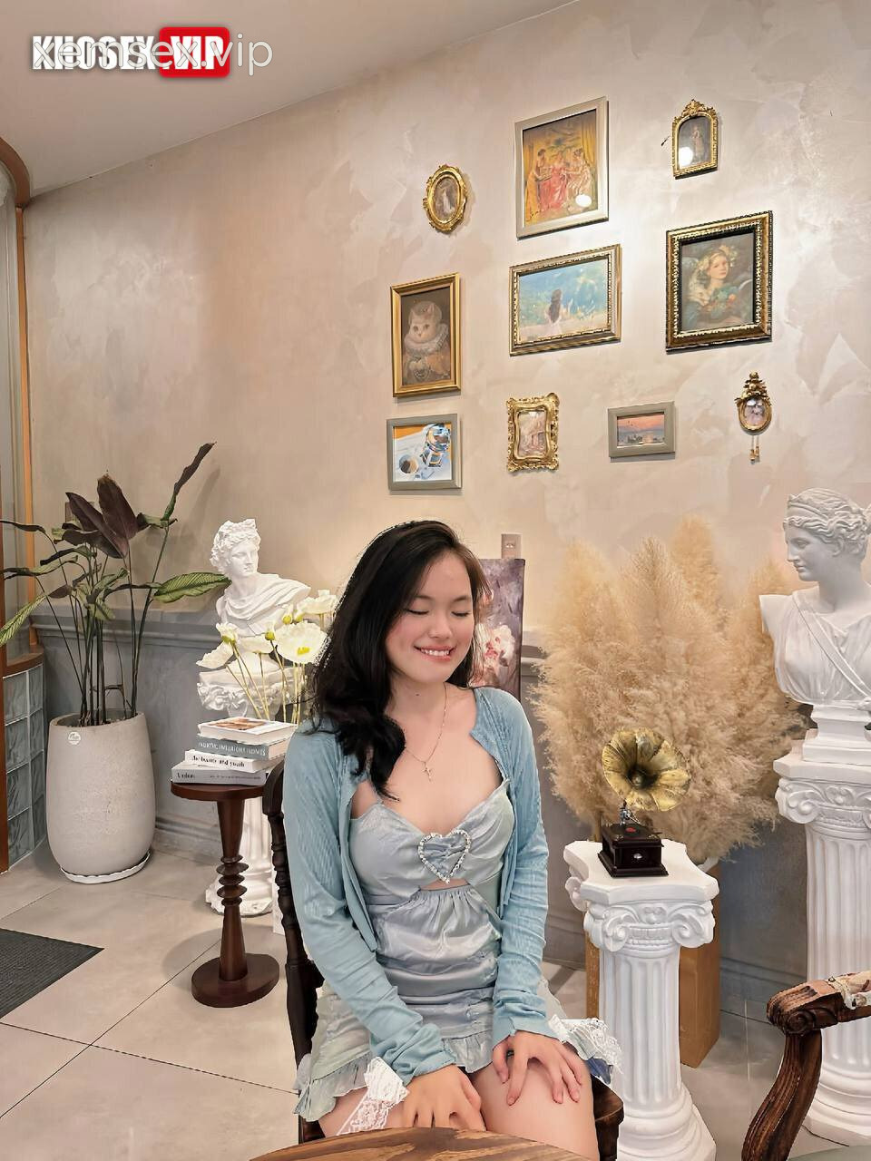 clip-sex-viet-gai-xinh-lon-non-thu-dam-ban-nuoc-va-du-voi-nguoi-yeu-full-clip-pic-hinh-01
