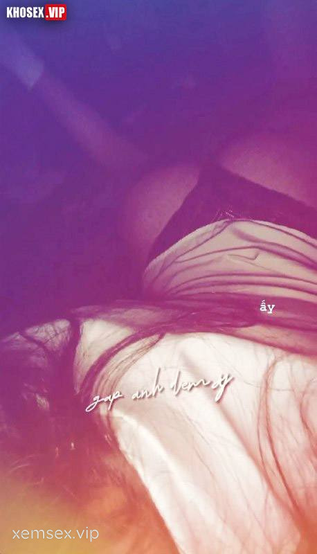 em-gai-sinh-vien-deo-kinh-lo-clip-sex-dit-2-lo-voi-ban-trai-hinh-11