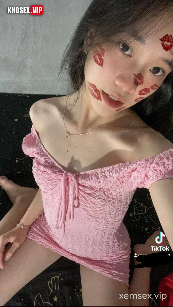 lo-clip-sex-em-tiktoker-vay-hong-dit-voi-nguoi-yeu-nuoc-noi-lenh-lang-hinh-02