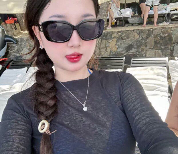 Ảnh 5 của Thanh niên địt nhau với em học sinh cấp 3 mặc áo dài